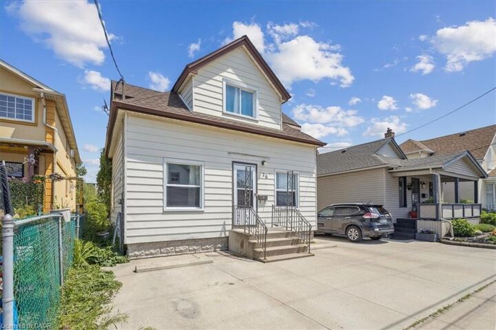 Property Photo:  26 Vine Street S  ON L2R 3X8 