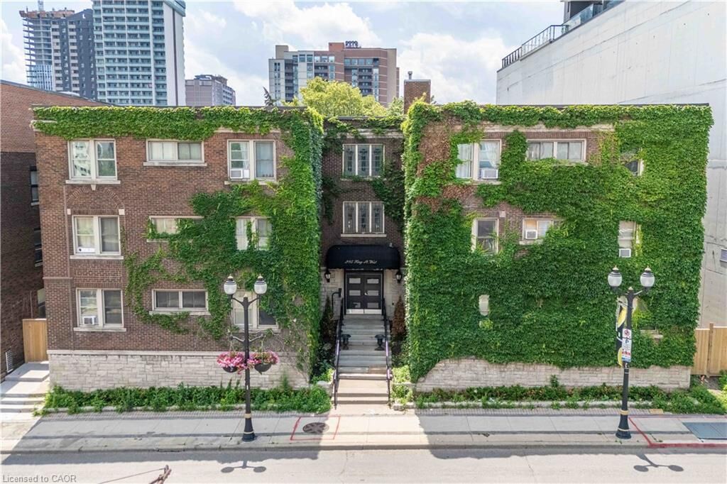 Property Photo:  285 King Street W 4  ON L8P 1B2 