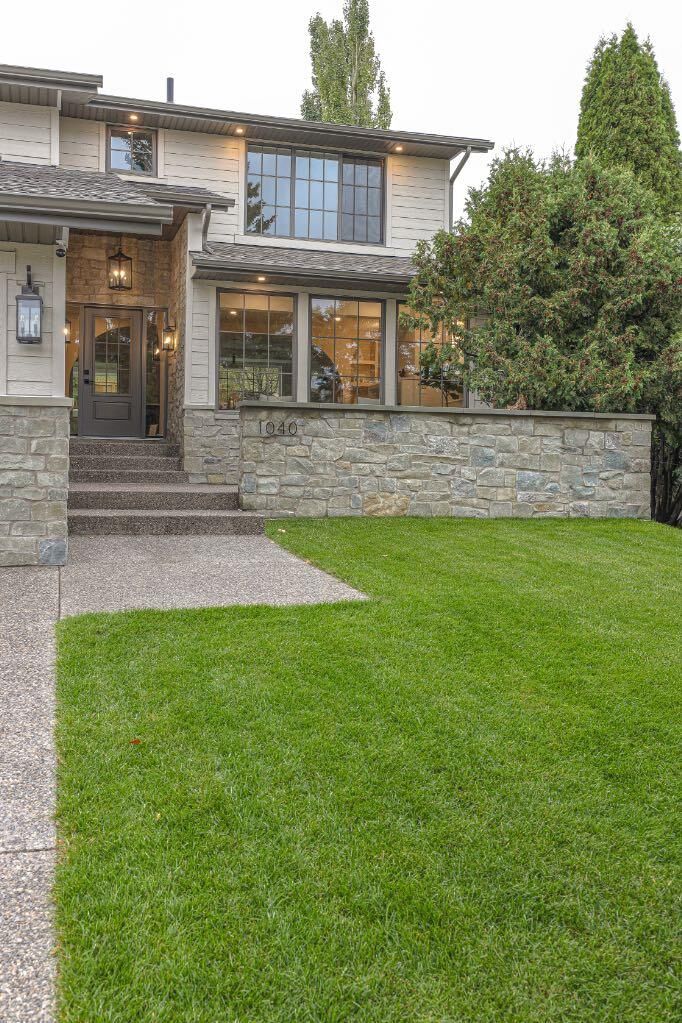Property Photo: 1040 Edgemont Road NW AB T3A 2J3