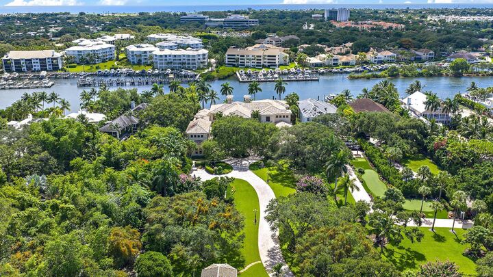 Property Photo:  2330 Seven Oaks Lane  FL 33410 