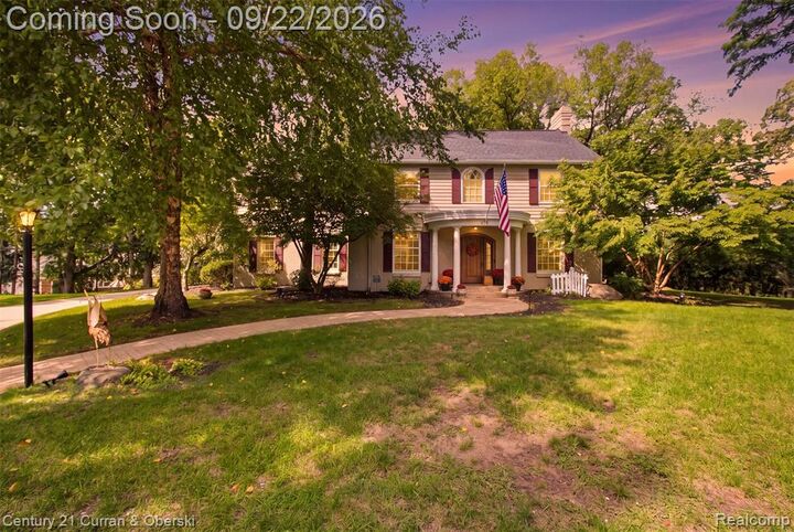 Property Photo:  215 Vorn Lane  MI 48301 