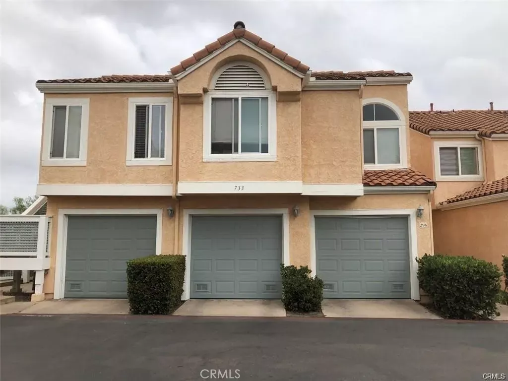 Property Photo:  733 Vista Grande  CA 92057 