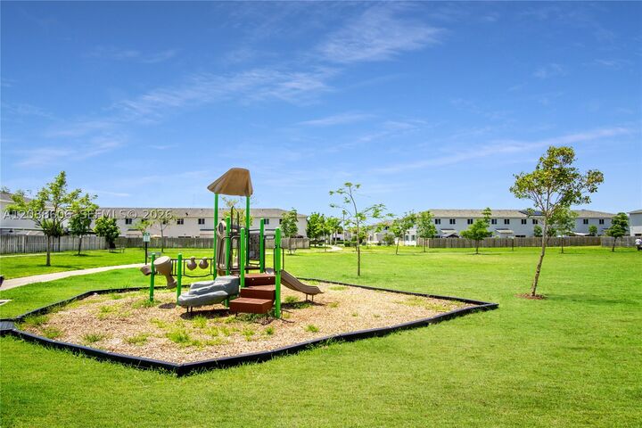 Property Photo: 1210 NW 4th Ln 1210 FL 33034