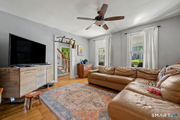 Property Photo:  33 Pleasant Street  CT 06810 