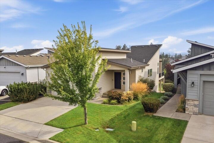 Property Photo:  6815 S Blackwing Ct  WA 99224 