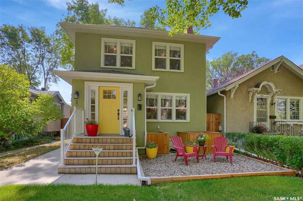 Property Photo: 2721 Hill Avenue SK S4S 0V5