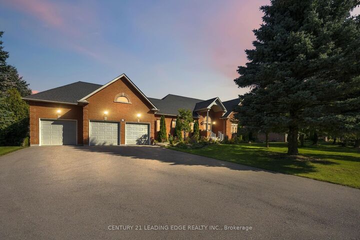 Property Photo: 24 George Pipher Lane ON L4A 1M4