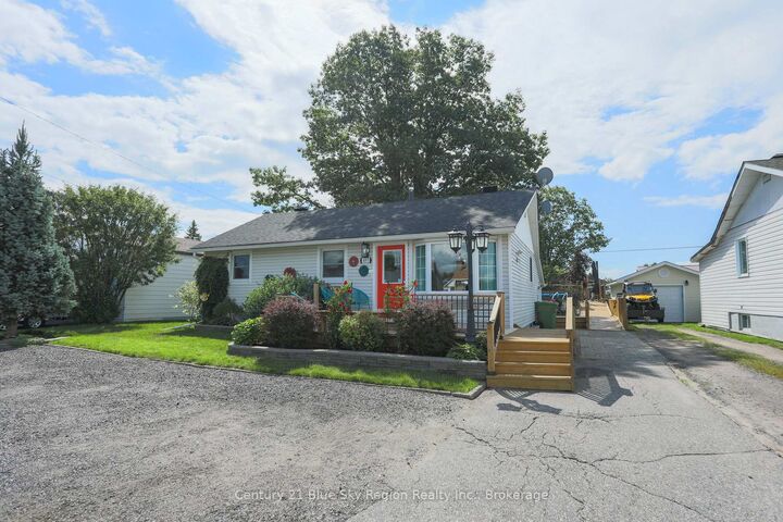 Property Photo: 497 Montrose Avenue ON P1B 7E8
