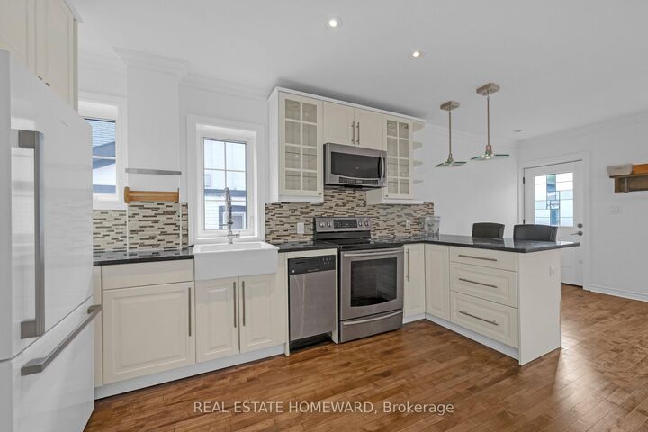 Property Photo:  57 Valhalla Boulevard  ON M1N 3B4 