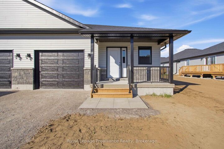 Property Photo:  20 Clayton John Avenue  ON K0K 1H0 