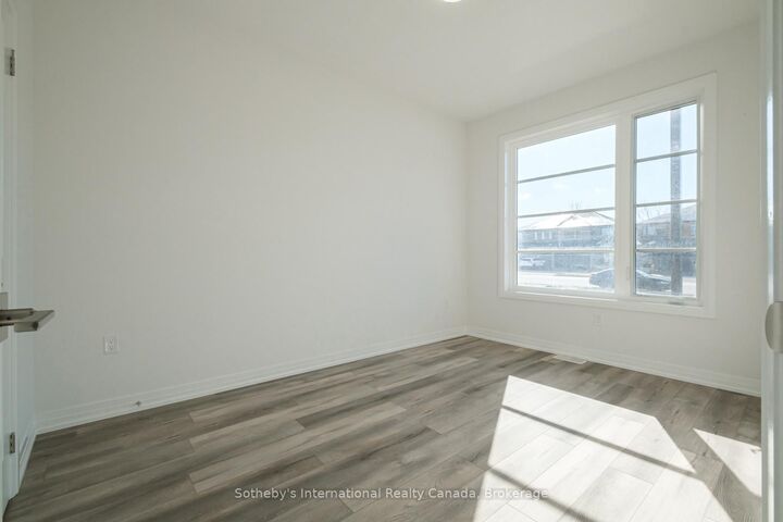 Property Photo: 550 Grey Street 24 ON N3S 0C4