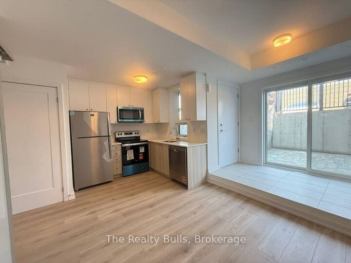 Property Photo:  25 Palace Street 359  ON N2E 3M6 