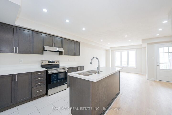 Property Photo:  410 Linden Drive  ON N3H 5L5 