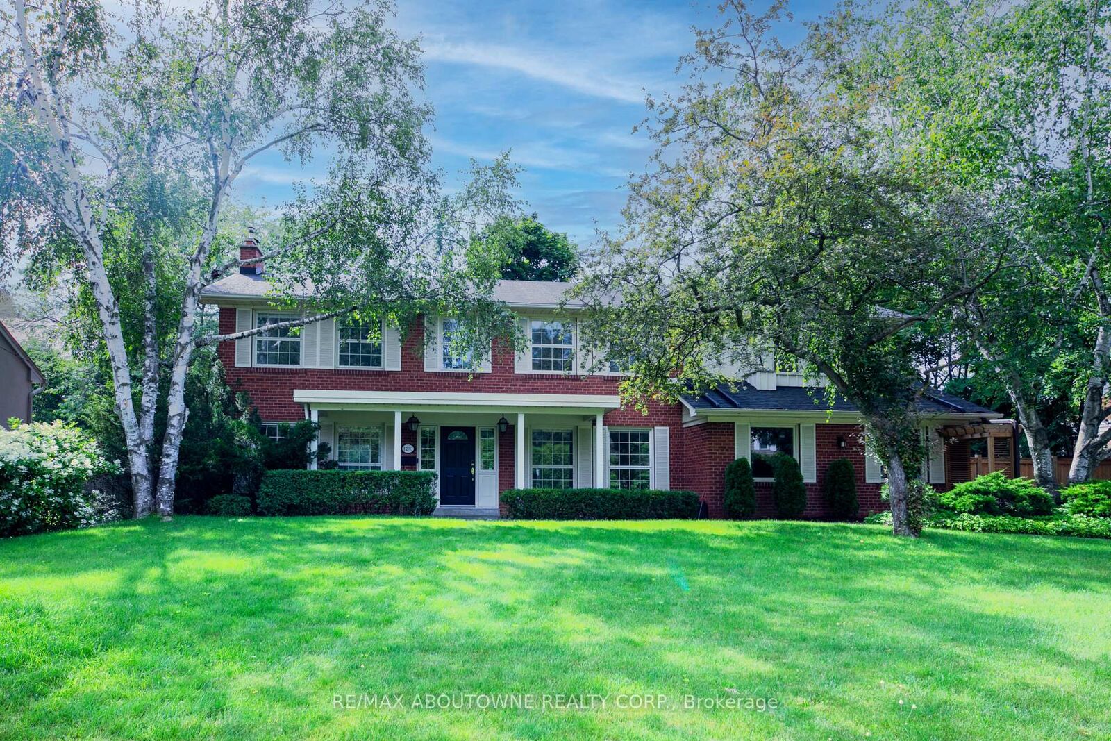 Property Photo:  1290 Braeside Drive  ON L6J 2A4 