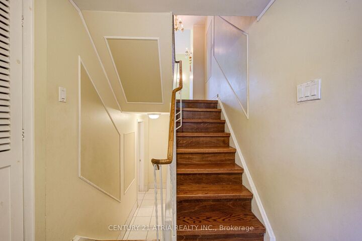Property Photo: 1 Grass Meadoway N/A ON M2H 2V4