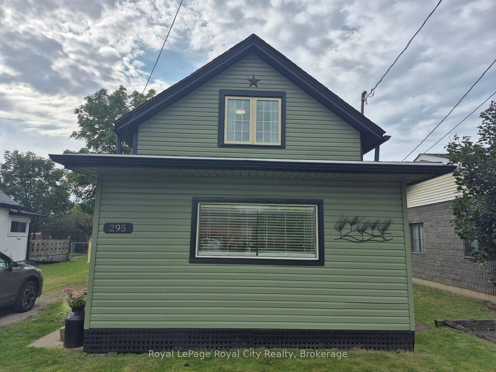 Property Photo:  295 Killaly Street E  ON L3K 1P3 