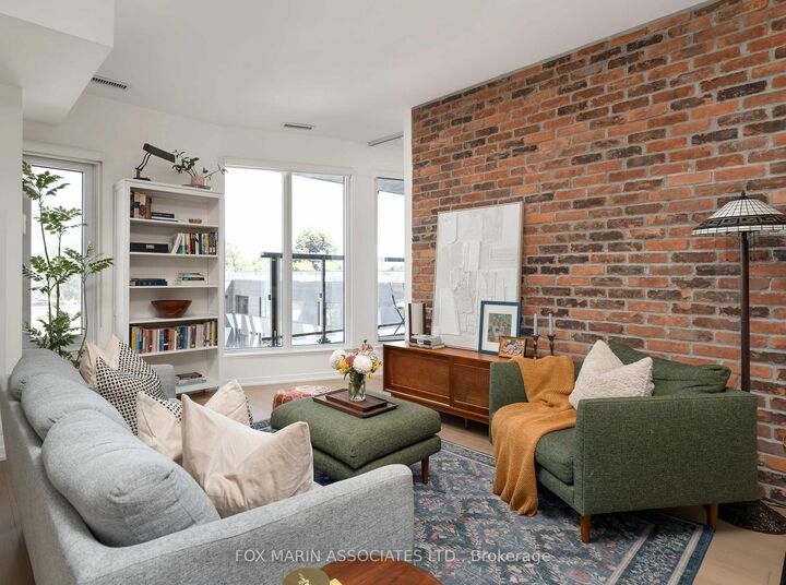 Property Photo:  138 St Helens Avenue 512  ON M6H 0B8 