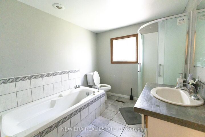 Property Photo:  58 Amherst Drive  ON N2P 1C9 