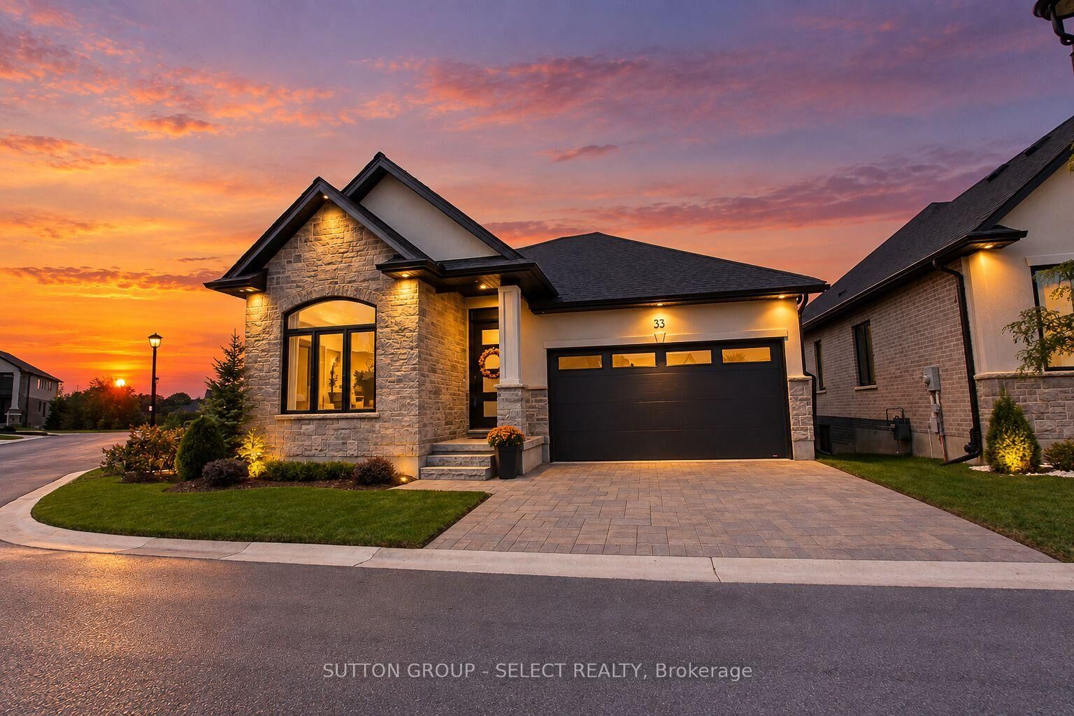 Property Photo: 6990 Clayton Walk 33 ON N6P 0J2