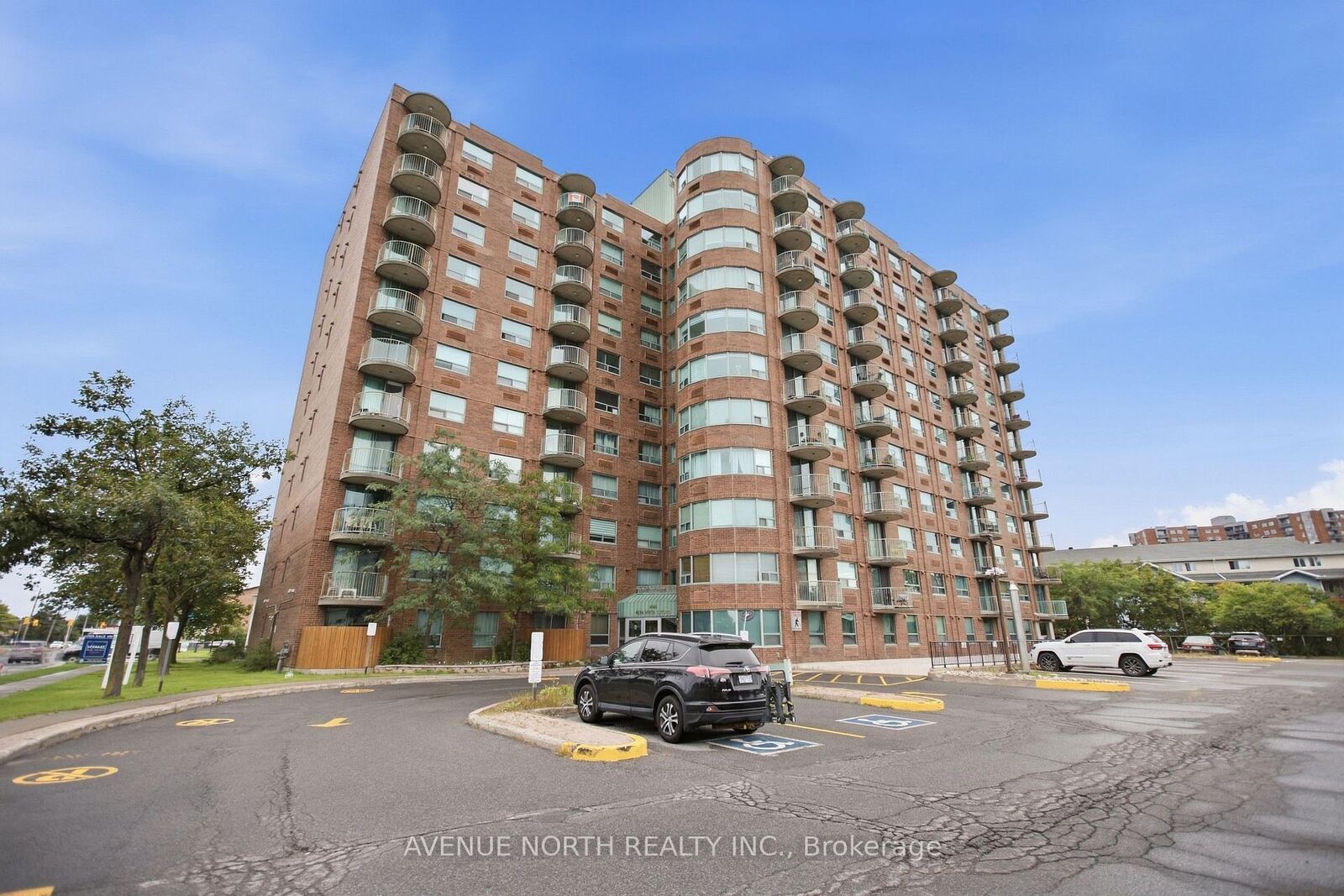 Property Photo: 1440 Heron Road 510 ON K1V 0X2