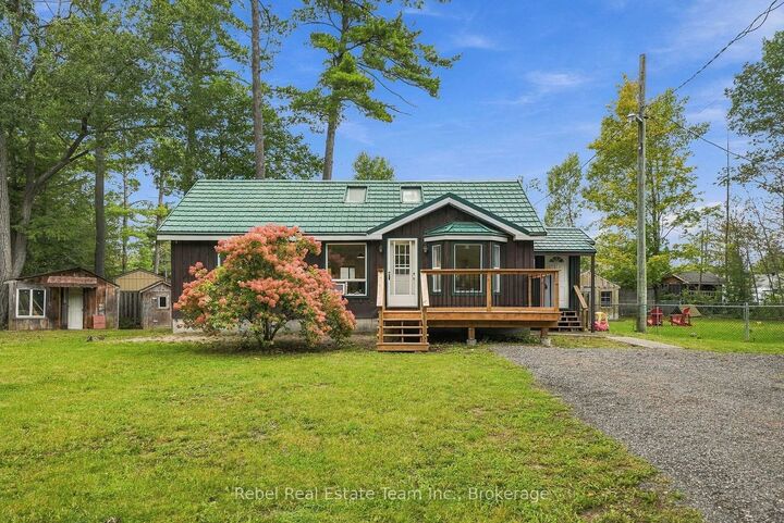 Property Photo:  29 Edgewood Drive  ON K0M 1N0 