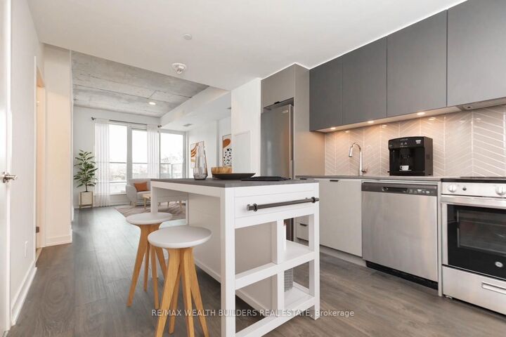 Property Photo:  57 Brock Avenue 403  ON M3H 3N2 