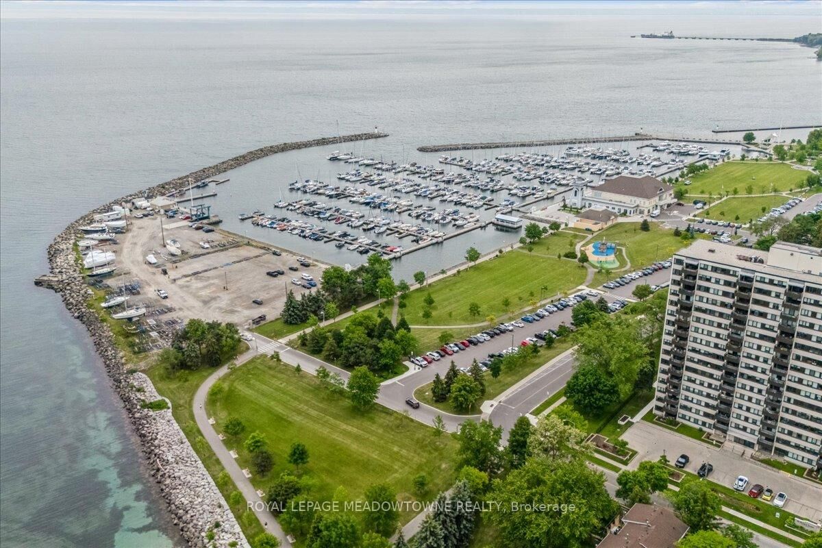 Property Photo:  2263 Marine Drive 1601  ON L6L 5K1 