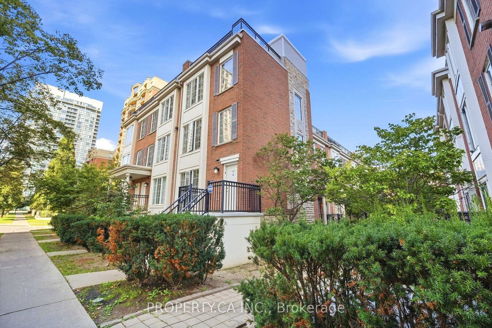 Property Photo:  3 Everson Drive 118  ON M2N 7C2 
