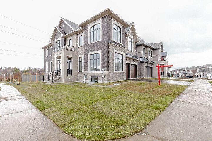 Property Photo:  518 Kleinberg Summit Way  ON L4H 4T5 