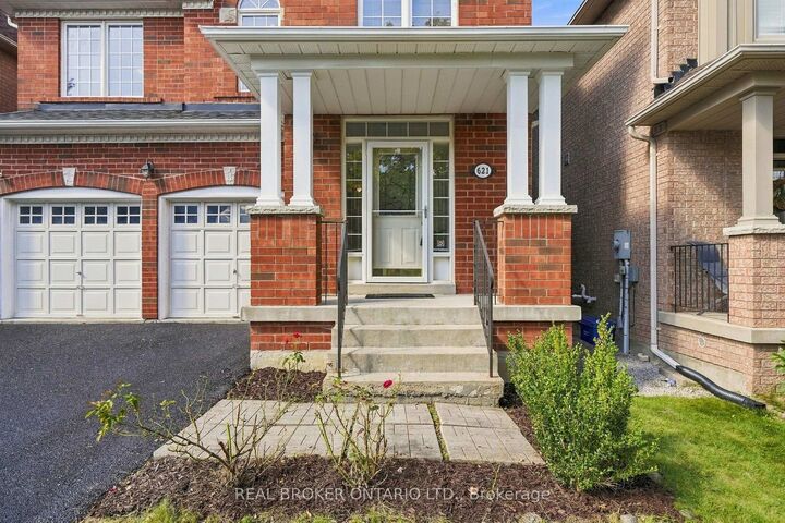 Property Photo:  621 Society Crescent  ON L3X 2V8 
