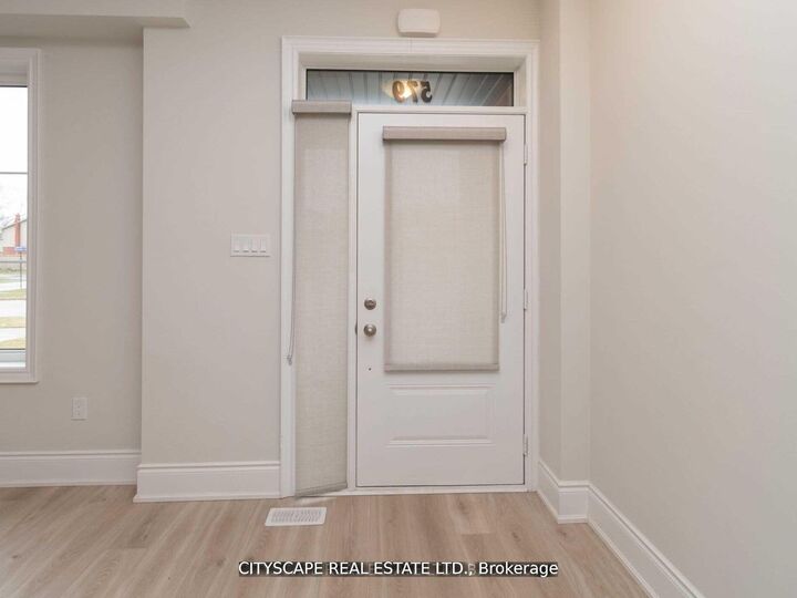 Property Photo:  583 Wedgewood Drive  ON L7L 0J9 