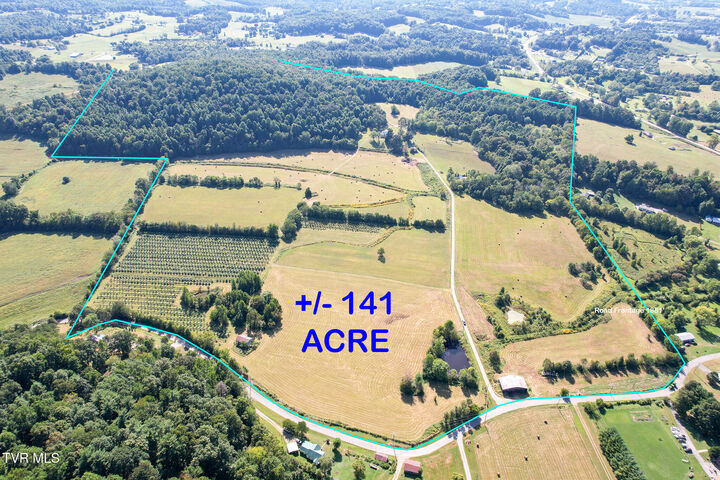 Property Photo: 386 Fox Road TN 37641