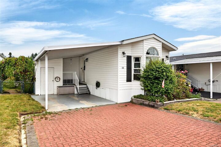 Property Photo:  7583 Central Saanich Rd #88  BC V8M 2B6 