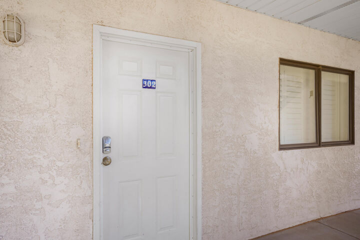 Property Photo: 1845 W Canyon View Dr 302 UT 84770