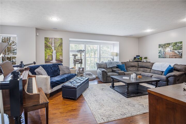Property Photo: 502 Garden Way PA 15090