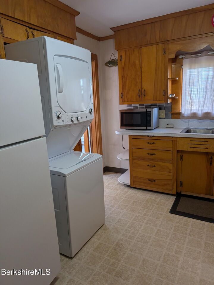 Property Photo:  135 Glen Ave A  MA 01247 