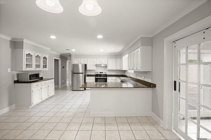 Property Photo: 13523 Parent Rd LA 70737