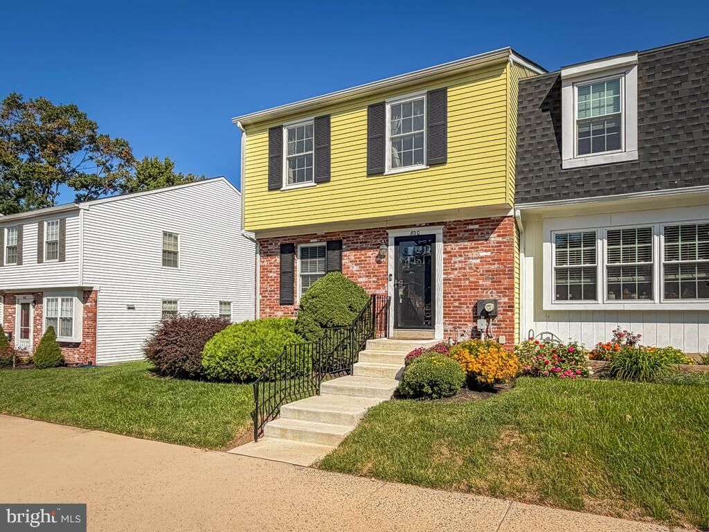 Property Photo:  800 Seminole Gardens  PA 19002 