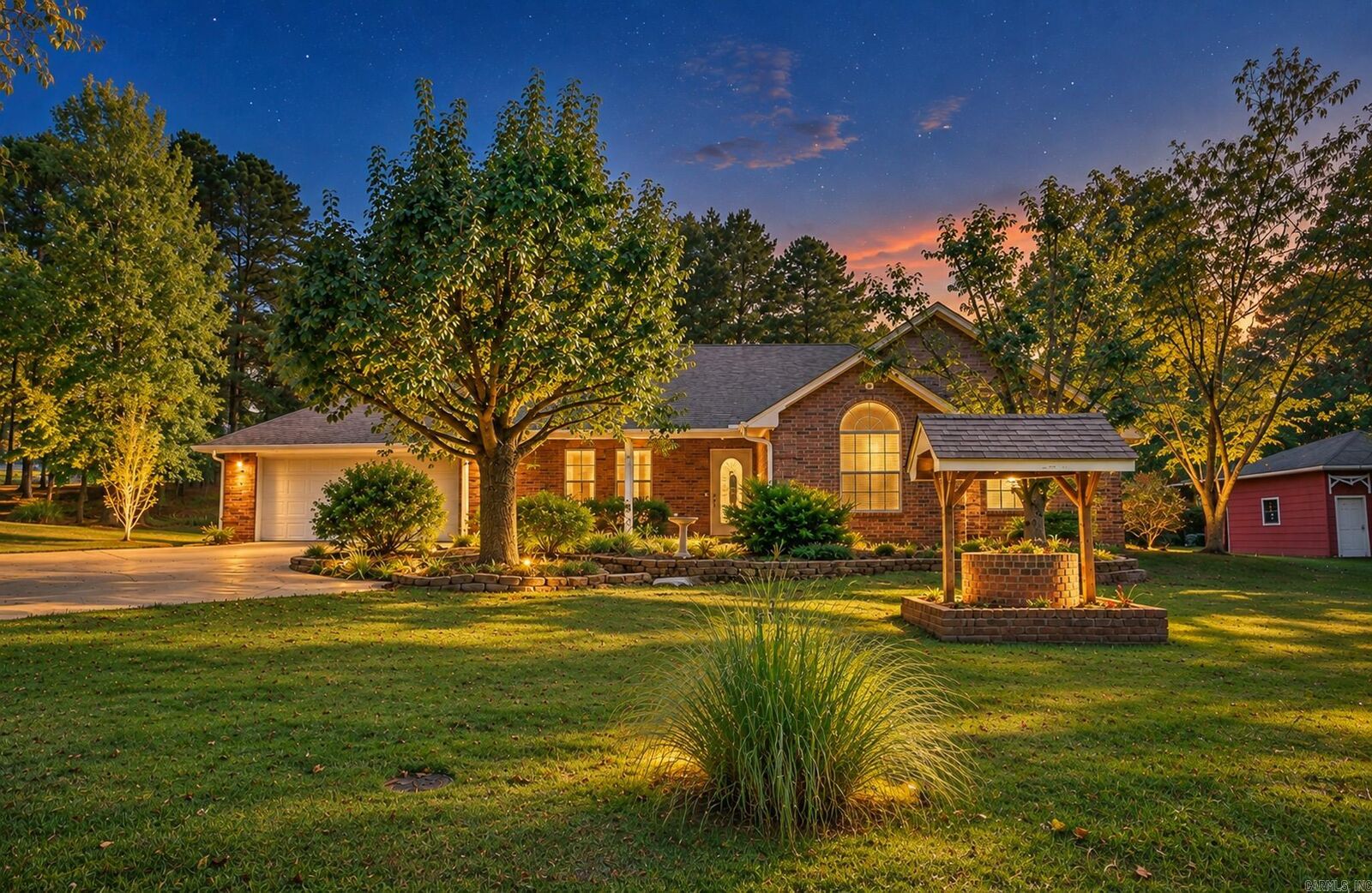 Property Photo:  908 Orchard Avenue  AR 71953 