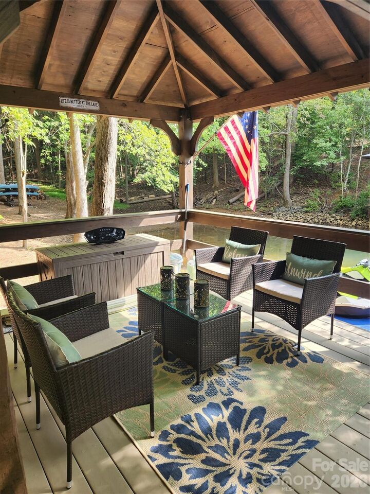 Property Photo:  1277 Northview Drive  NC 28655 