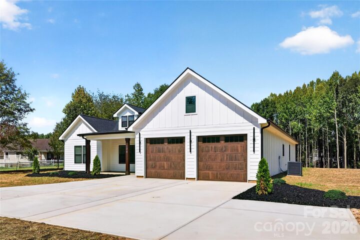 Property Photo:  106 Blackley Circle  NC 28152 