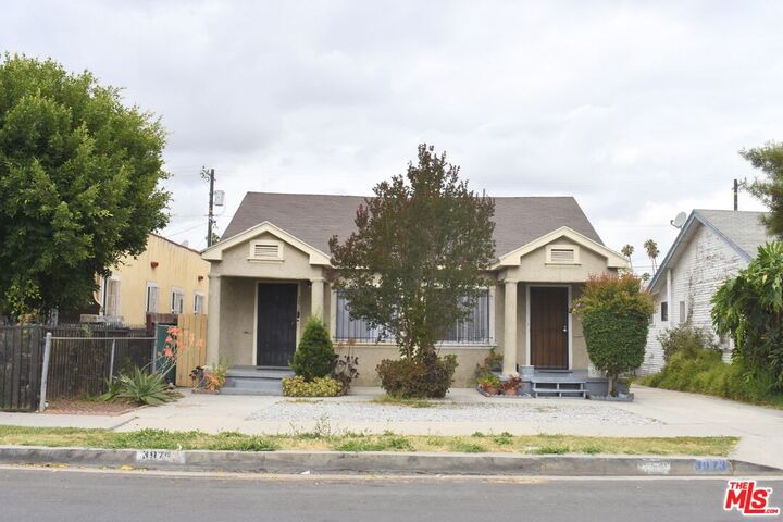 Property Photo: 3975 S Van Ness Ave CA 90062