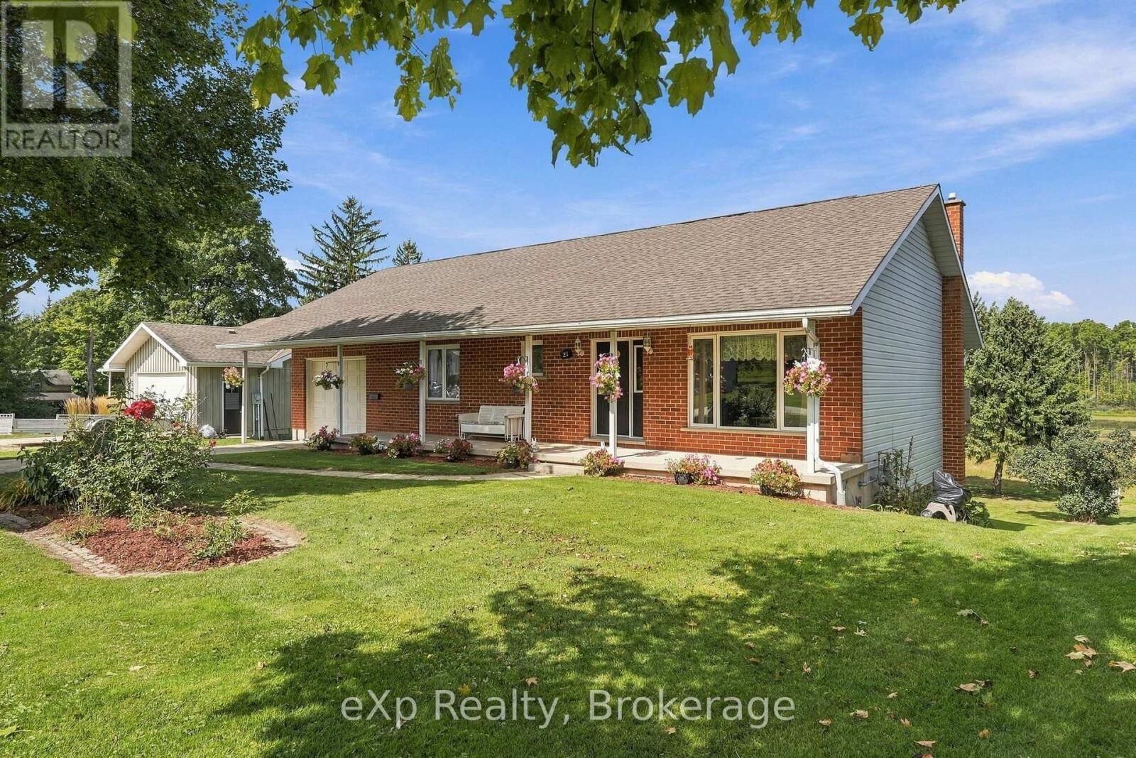 Property Photo: 21 Andrew Street ON N0G 2S0