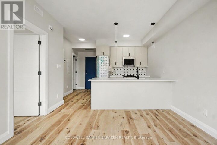 Property Photo: 42 McArthur Avenue 102 ON K1L 6R2