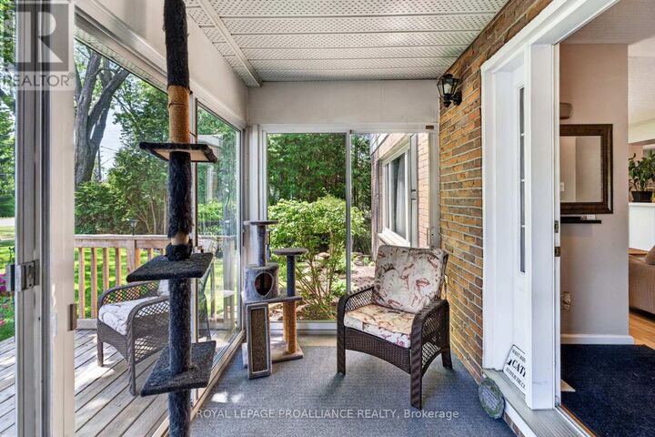Property Photo:  393 Stewart Boulevard  ON K6V 6C7 