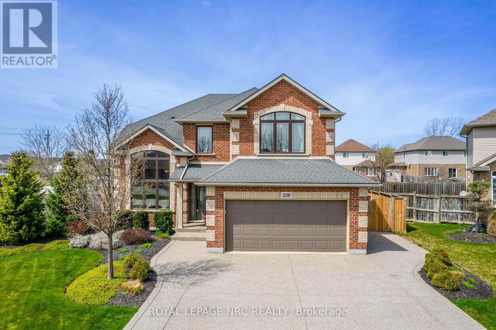 Property Photo:  239 Colbeck Drive  ON L3C 7M3 