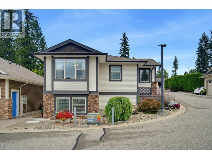 Property Photo:  2850 7th Avenue Northeast 8  BC V1E 0B7 