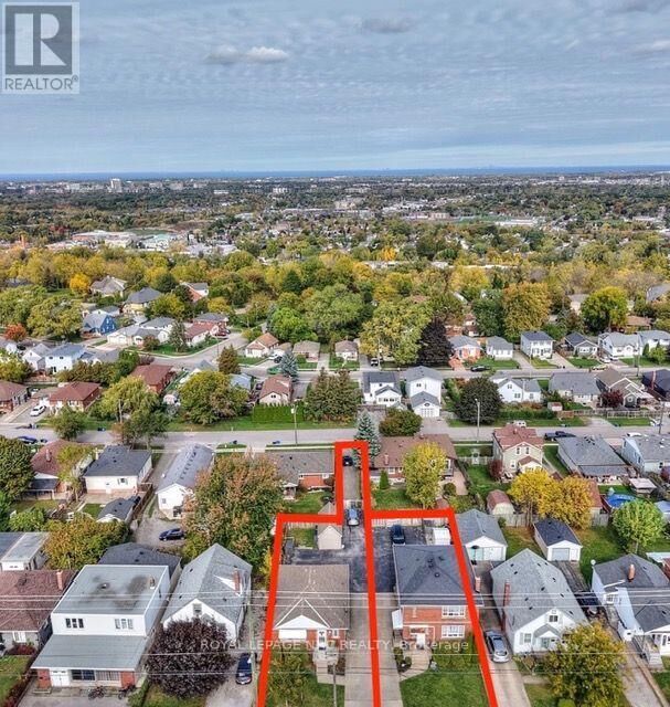 Property Photo:  102 Townline Rd. West Road  ON L2T 1P7 