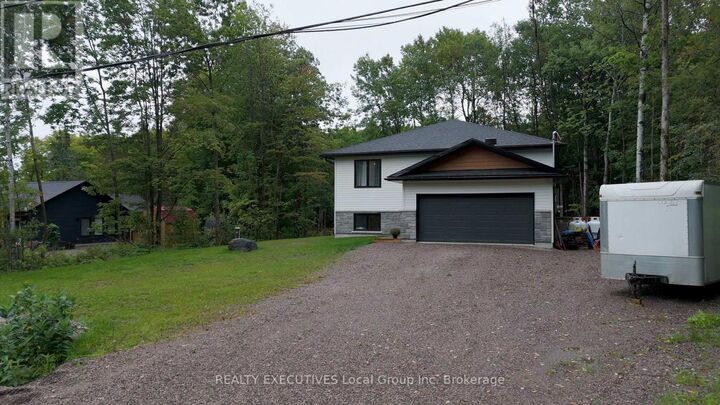 Property Photo: 32 Mountainview Road ON P0H 1Z0