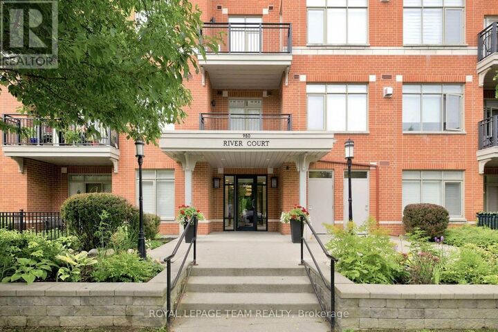 Property Photo:  950 Marguerite Avenue 212  ON K1K 3T8 